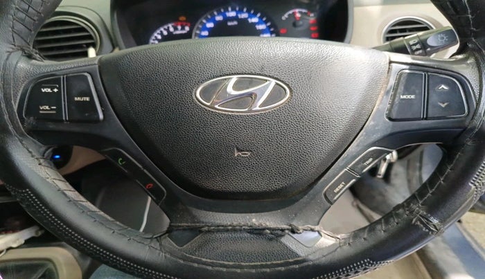 2014 Hyundai Xcent S (O) 1.2, Petrol, Manual, 1,64,901 km, interior