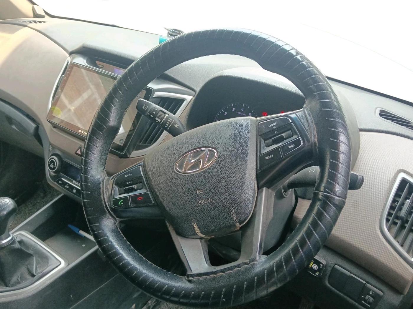 2015 Hyundai Creta SX PLUS 1.6 PETROL, CNG, Manual, 89,394 km, interior