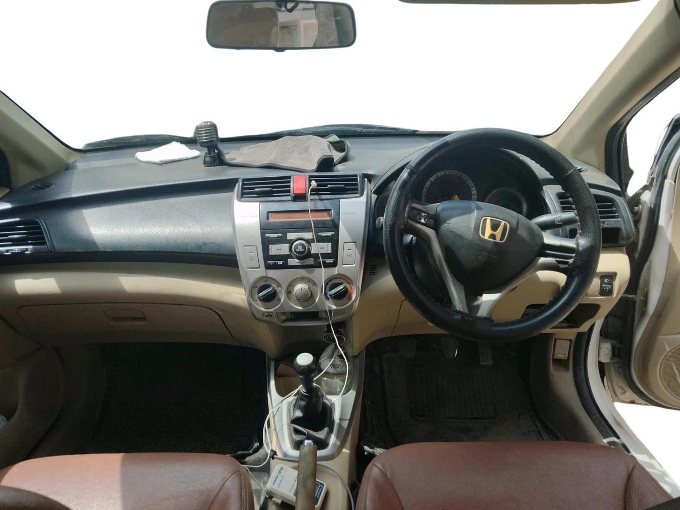 2011 Honda City 1.5L I-VTEC S MT, Petrol, Manual, 1,43,743 km, interior