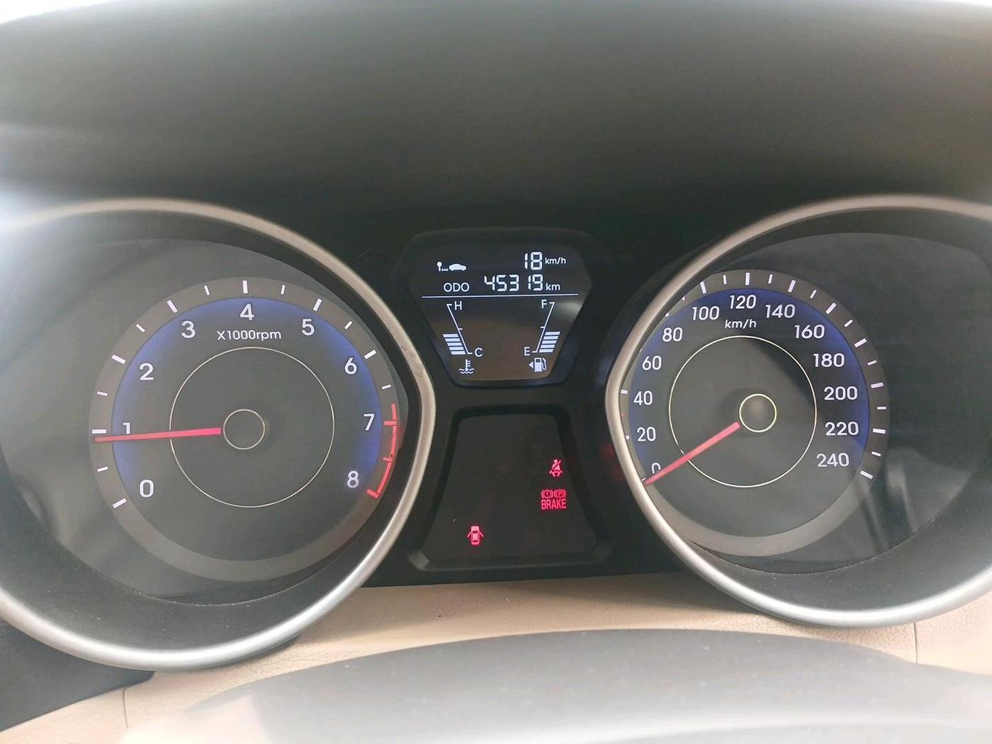 2014 Hyundai New Elantra 1.8 S VTVT, CNG, Manual, 45,319 km, interior