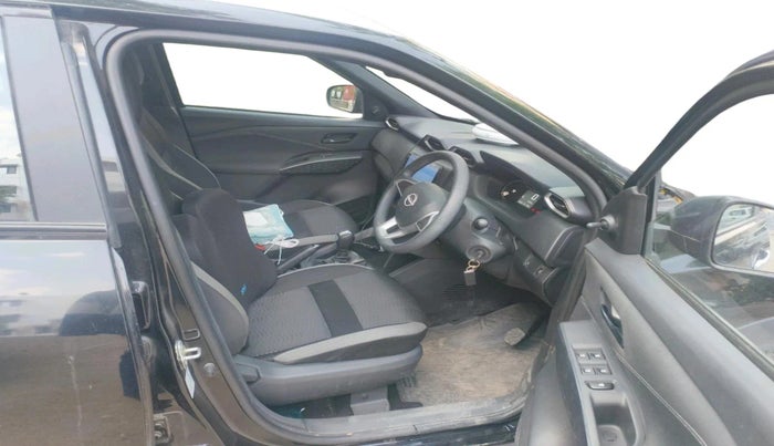 2025 Nissan MAGNITE Visia EZ-Shift, Petrol, Automatic, 5,993 km, interior