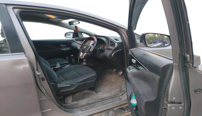 2018 Toyota Innova Crysta 2.4 VX 8 STR, Diesel, Manual, 1,46,923 km, interior