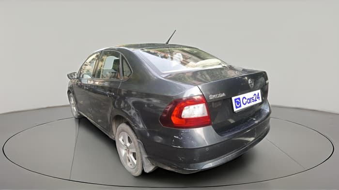 2017 Skoda Rapid AMBITION 1.5 TDI AT, Diesel, Automatic, 77,216 km, exterior