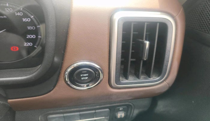 2023 Mahindra SCORPIO-N Z8 PETROL AT 7 STR, Petrol, Automatic, 14,099 km, interior