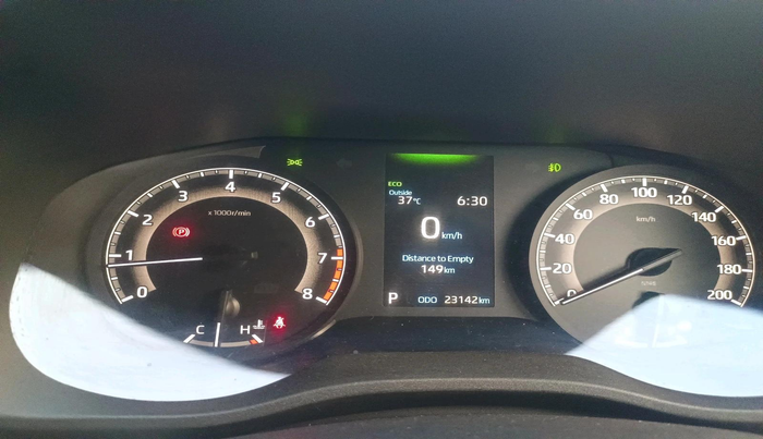2024 Toyota INNOVA HYCROSS GX (O) 7 STR, Petrol, Automatic, 23,142 km, interior