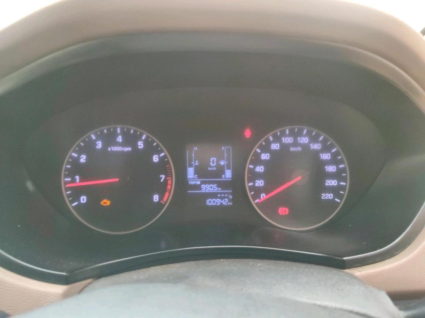 2019 Hyundai Elite i20 MAGNA PLUS 1.2, Petrol, Manual, 1,00,942 km, interior
