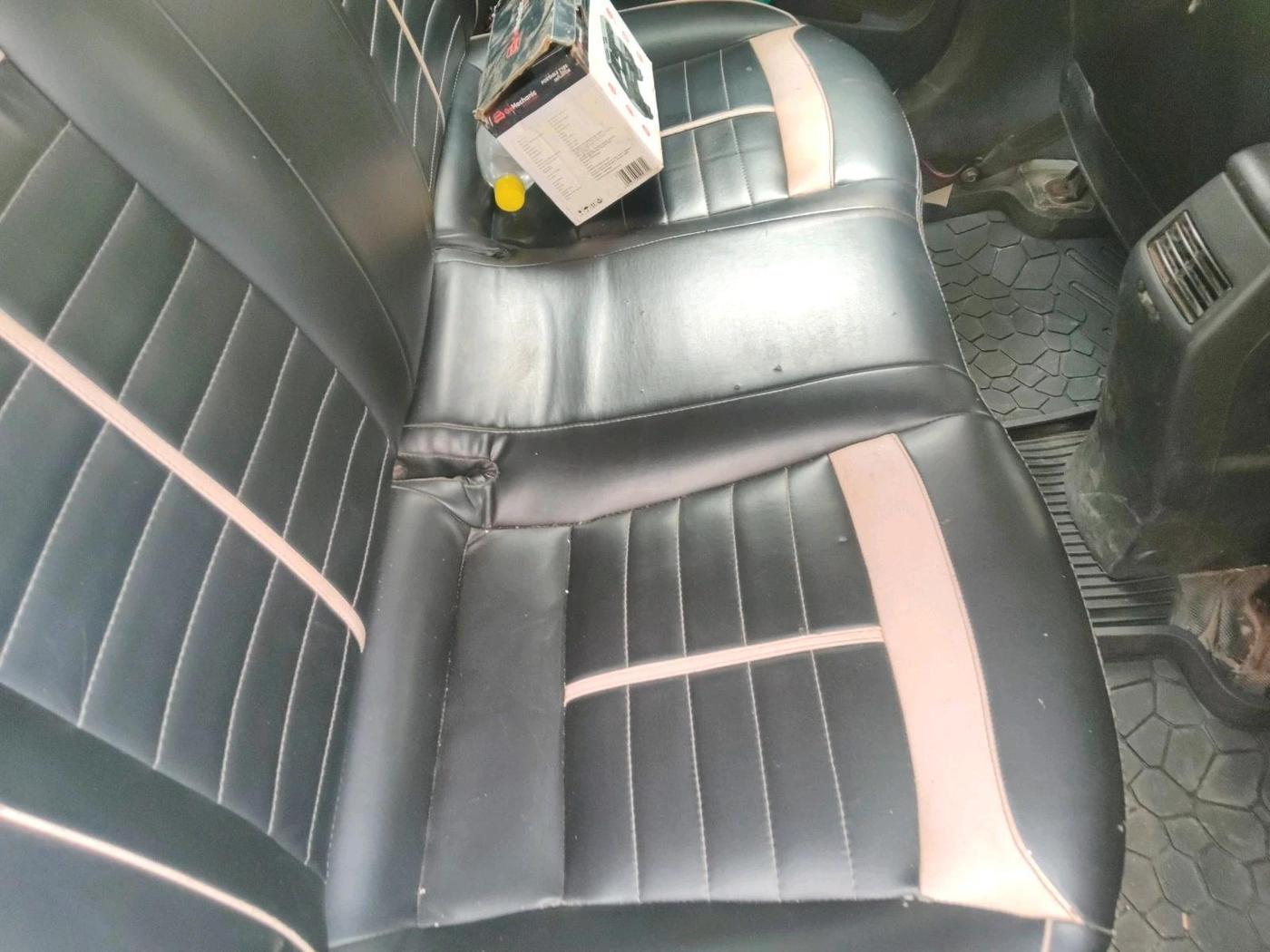 2019 Hyundai Elite i20 MAGNA PLUS 1.2, Petrol, Manual, 1,00,942 km, interior