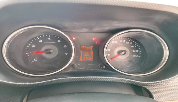 2016 Mahindra TUV300 T8, Diesel, Manual, 25,064 km, interior