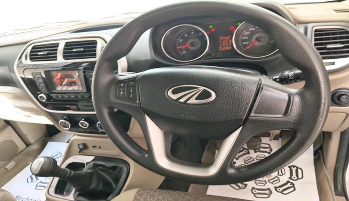 2016 Mahindra TUV300 T8, Diesel, Manual, 25,064 km, interior