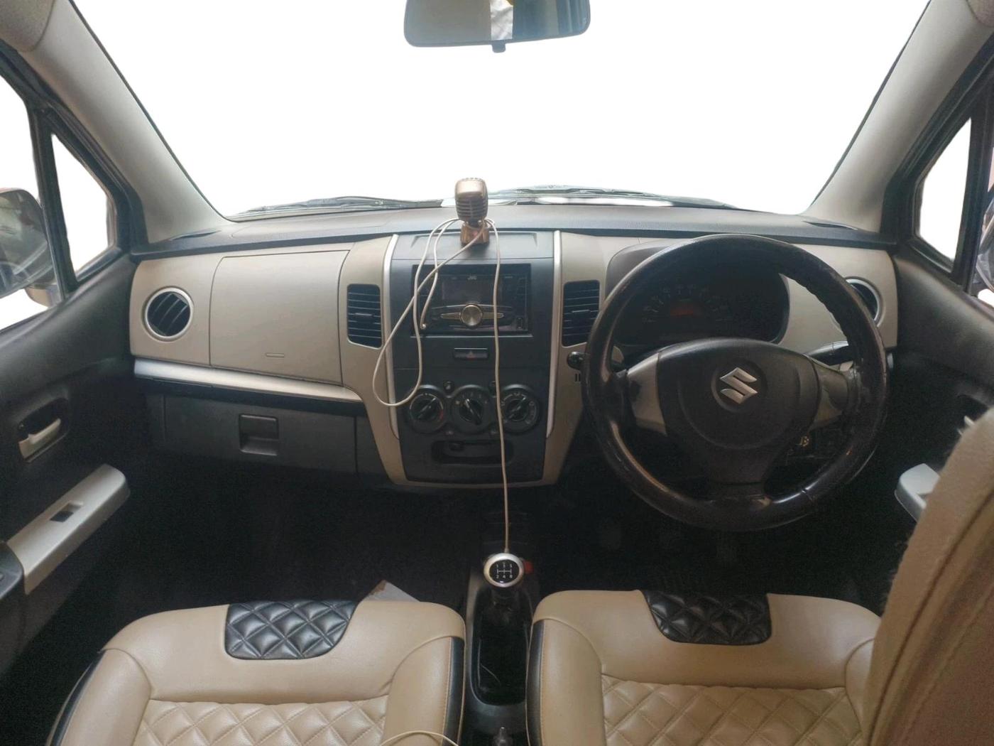 2015 Maruti Wagon R 1.0 LXI CNG, CNG, Manual, 1,34,120 km, interior