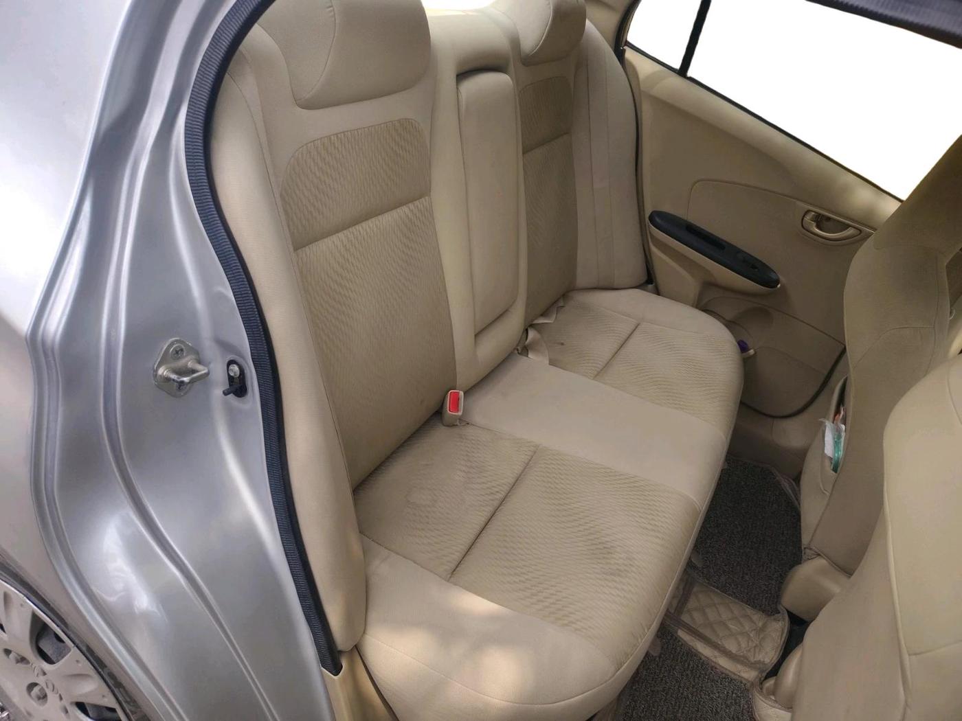 2015 Honda Amaze 1.2L I-VTEC S, Petrol, Manual, 87,806 km, interior