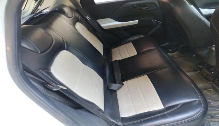 2024 Tata PUNCH PURE MT, CNG, Manual, 47,045 km, interior