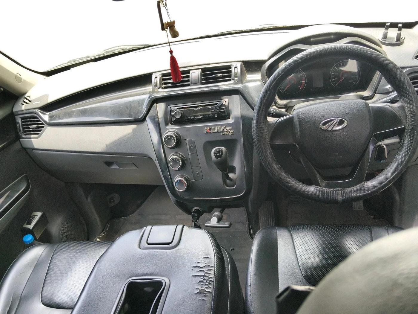 2018 Mahindra KUV 100 NXT K2+ D 6 STR, Diesel, Manual, 1,70,505 km, interior