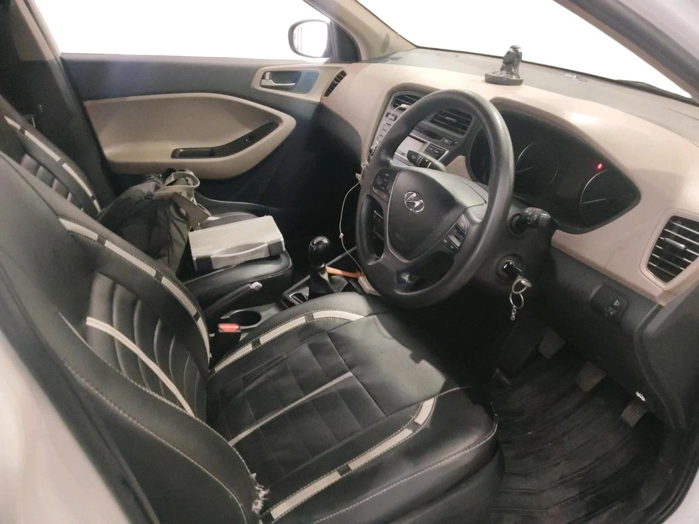 2016 Hyundai Elite i20 MAGNA 1.2, Petrol, Manual, 54,153 km, interior