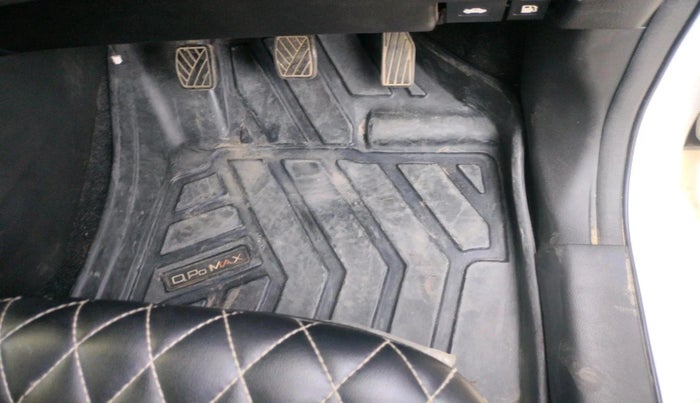 2024 Toyota Glanza G E-CNG, CNG, Manual, 43,156 km, interior