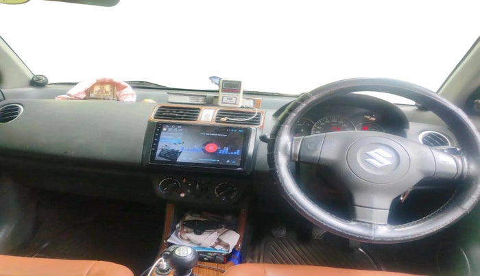 2011 Maruti Swift Dzire VXI, CNG, Manual, 1,57,606 km, interior