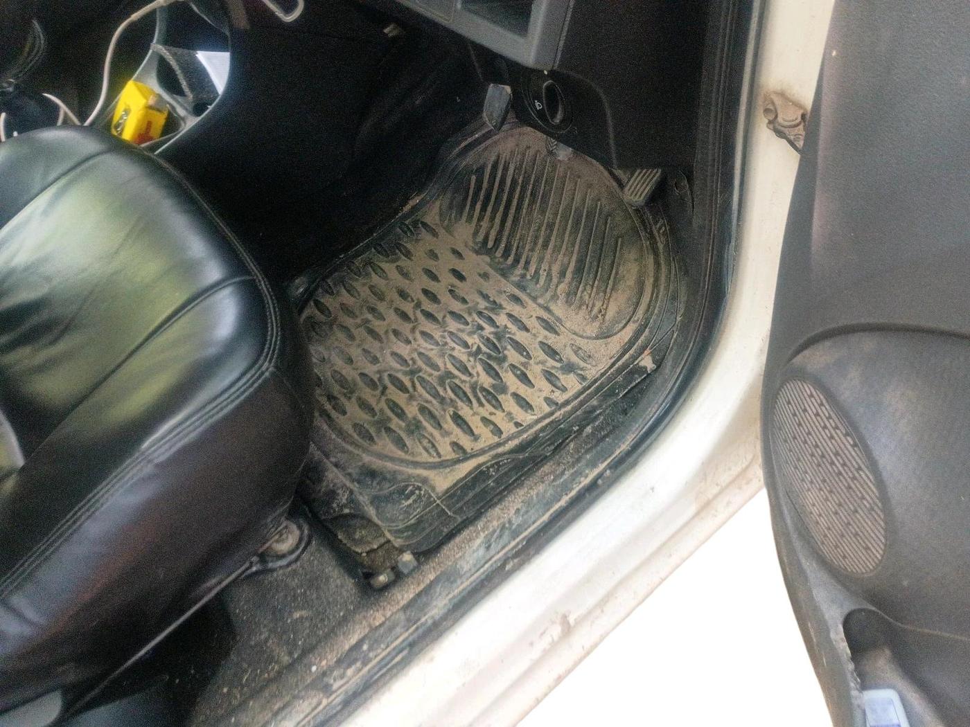 2013 Toyota Etios G, Petrol, Manual, 1,89,643 km, interior