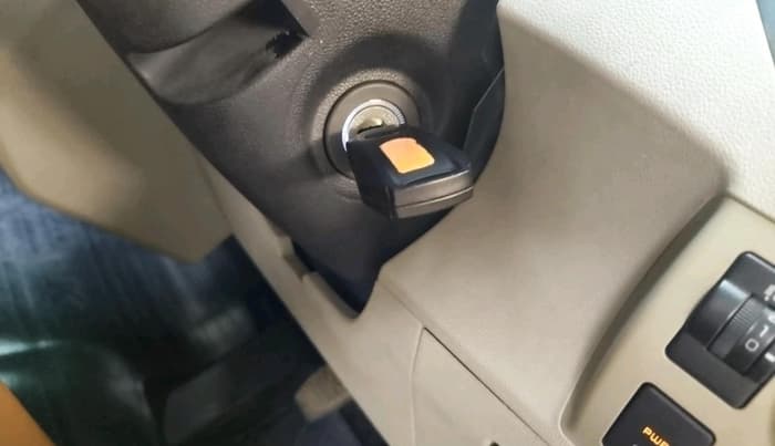2016 Mahindra Kuv100 K8 D 6 STR, Diesel, Manual, 12,275 km, interior
