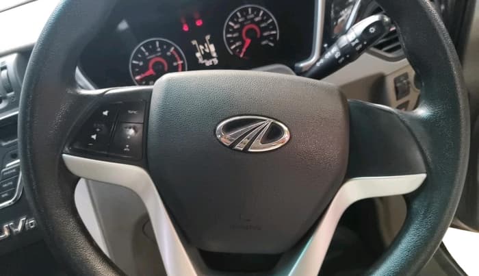 2016 Mahindra Kuv100 K8 D 6 STR, Diesel, Manual, 12,275 km, interior