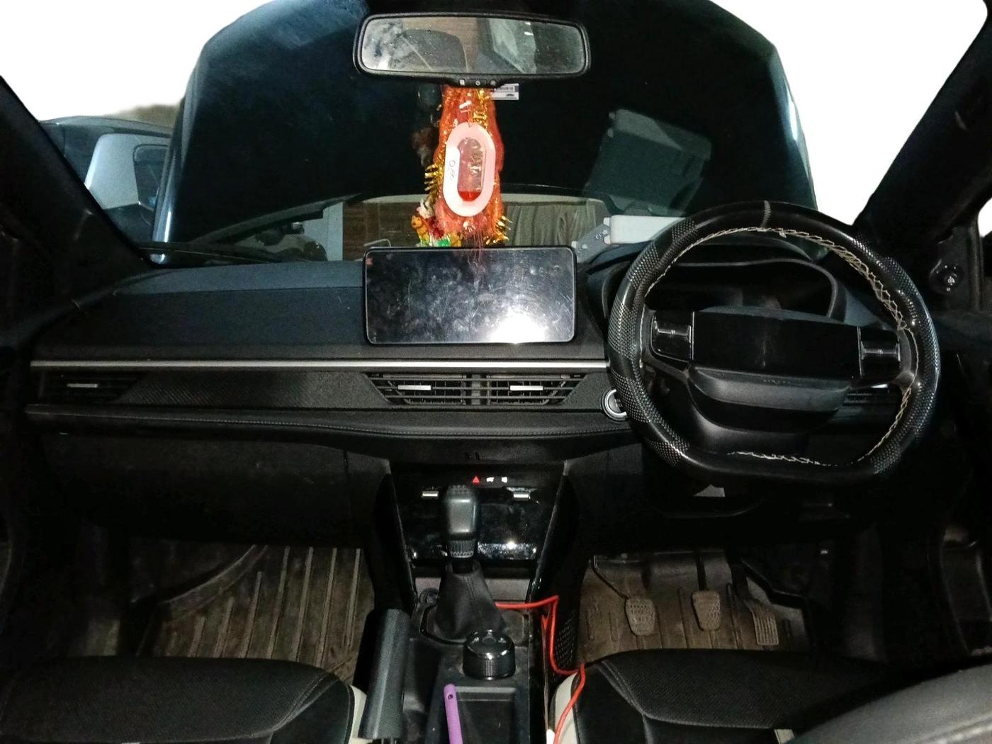 2024 Tata NEXON Creative Plus 1.2 Revotron 6MT Dark Edition, Petrol, Manual, 30,143 km, interior