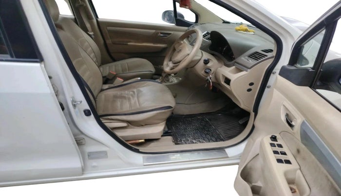 2014 Maruti Ertiga VXI, Petrol, Manual, 61,690 km, interior