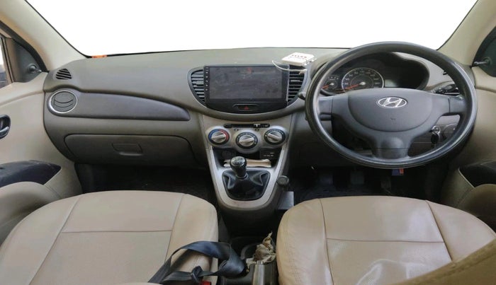 2016 Hyundai i10 SPORTZ 1.1, Petrol, Manual, 50,121 km, interior