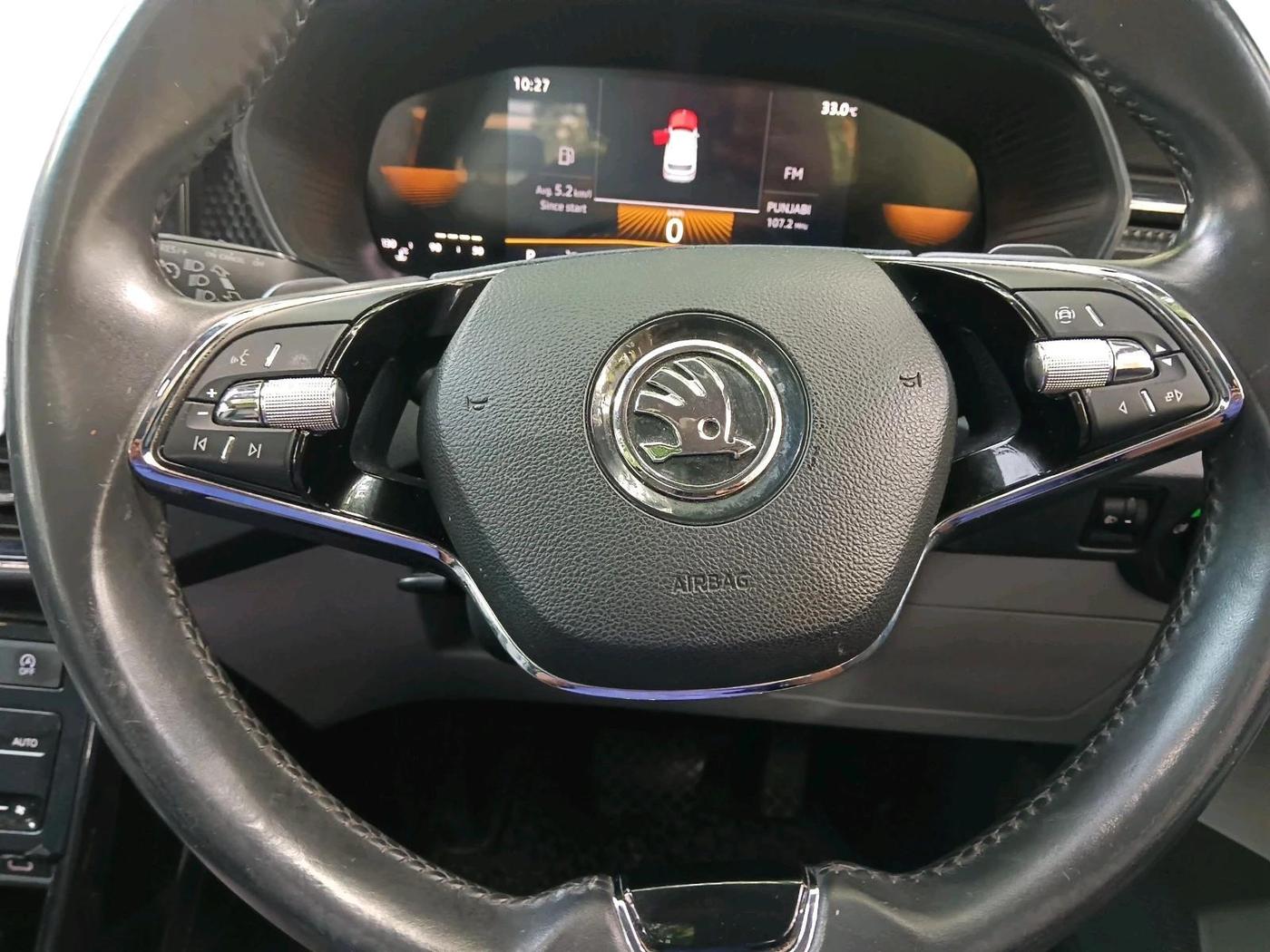 2023 Skoda KUSHAQ STYLE 1.0L TSI AT, Petrol, Automatic, 37,772 km, interior
