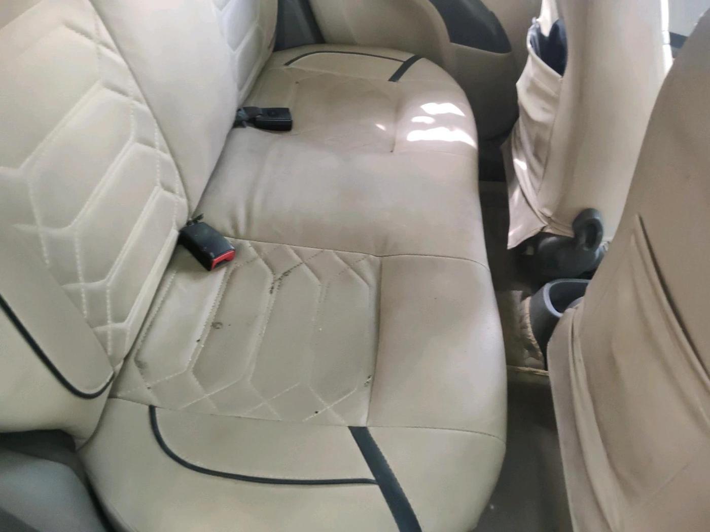 2012 Hyundai i10 MAGNA 1.2, CNG, Manual, 1,41,286 km, interior