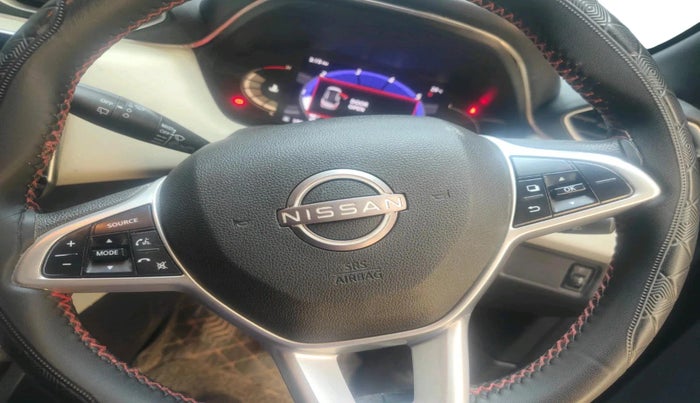 2022 Nissan MAGNITE XV MT, Petrol, Manual, 31,075 km, interior