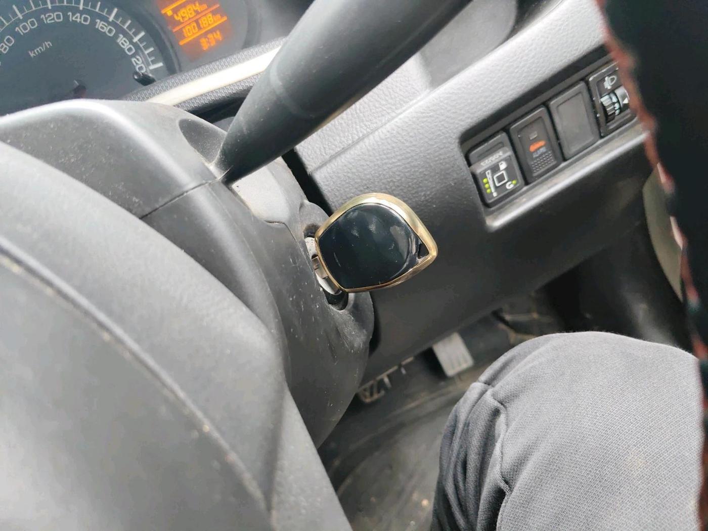 2016 Maruti Swift LXI (O), CNG, Manual, 1,00,188 km, interior