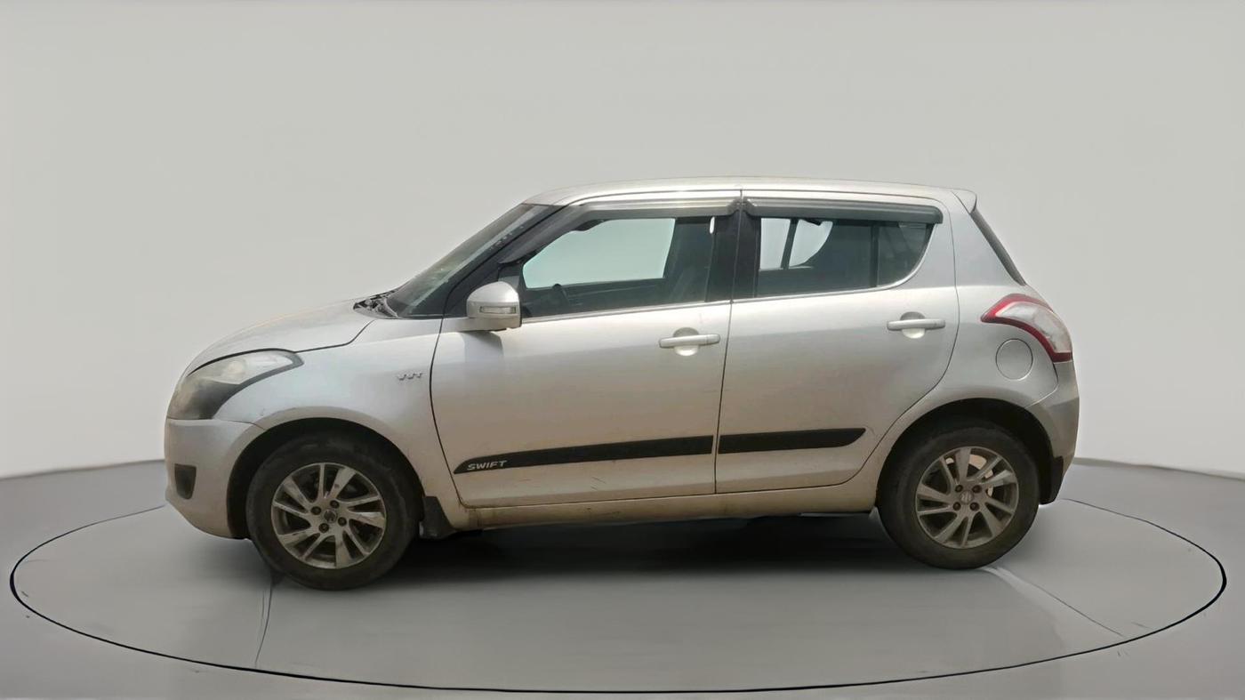 2012 Maruti Swift ZXI, CNG, Manual, 1,50,829 km, exterior