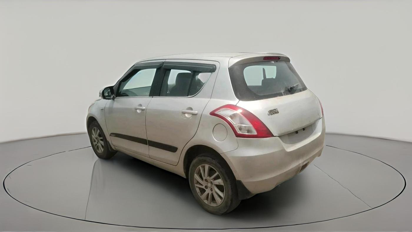 2012 Maruti Swift ZXI, CNG, Manual, 1,50,829 km, exterior