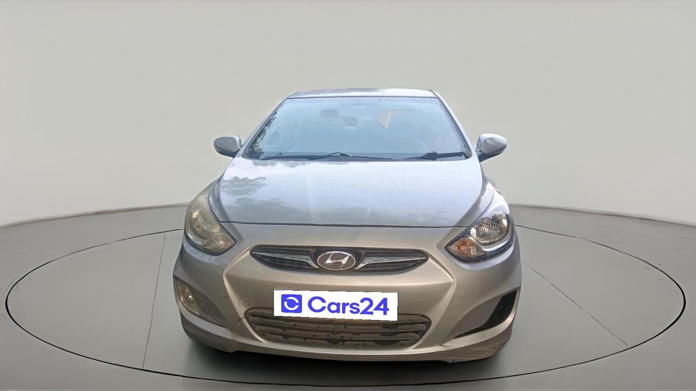 2011 Hyundai Verna FLUIDIC 1.6 VTVT SX, Petrol, Manual, 67,746 km, exterior
