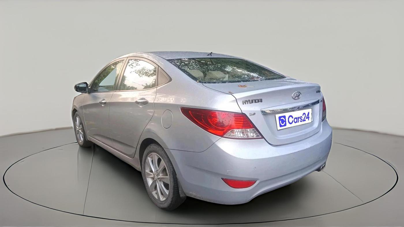 2011 Hyundai Verna FLUIDIC 1.6 VTVT SX, Petrol, Manual, 67,746 km, exterior