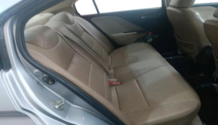 2021 Honda City 1.5L I-VTEC V MT 5TH GEN, Petrol, Manual, 1,11,498 km, interior