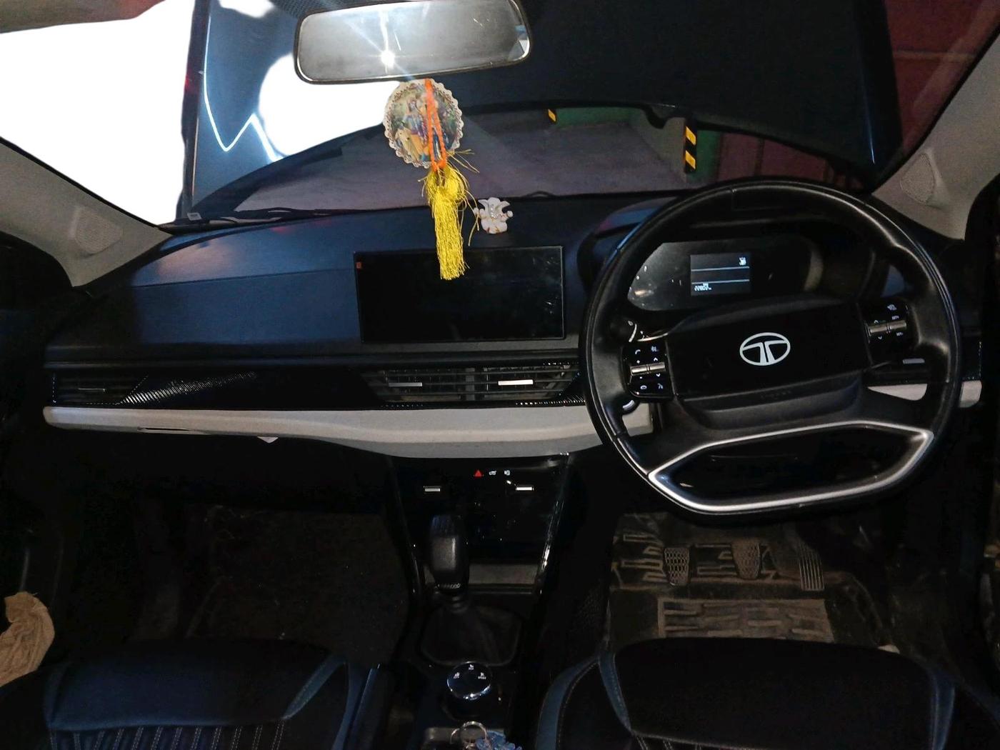 2024 Tata Curvv Creative 1.2 Petrol 6MT, Petrol, Manual, 22,802 km, interior
