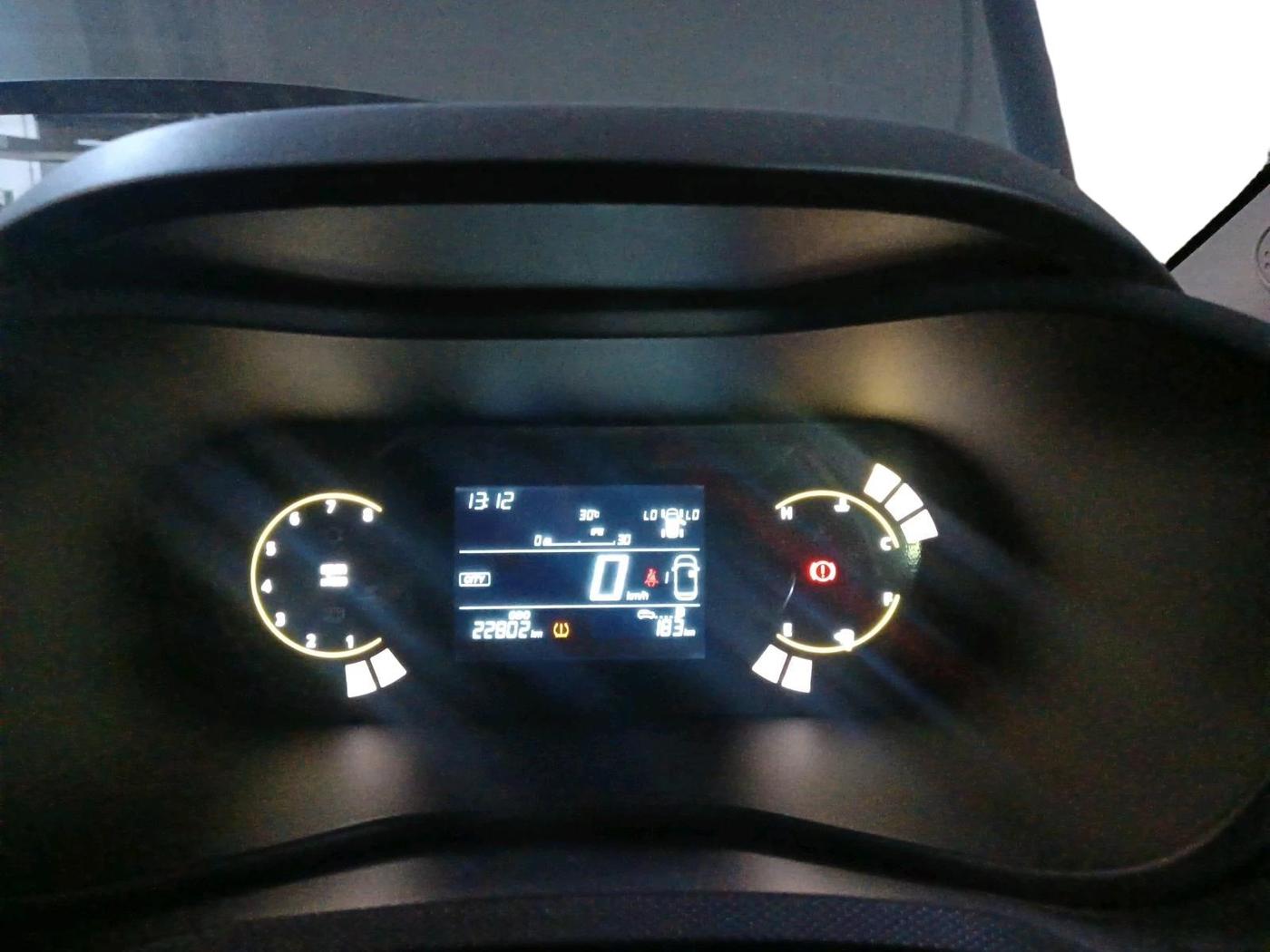 2024 Tata Curvv Creative 1.2 Petrol 6MT, Petrol, Manual, 22,802 km, interior