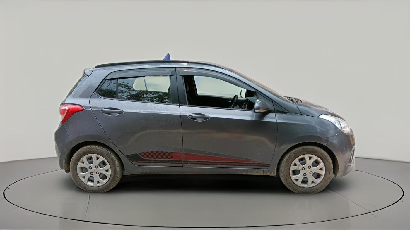 2016 Hyundai Grand i10 SPORTZ 1.2 KAPPA VTVT, CNG, Manual, 1,08,029 km, exterior
