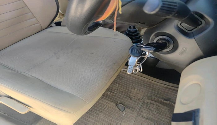 2016 Honda Amaze 1.5L I-DTEC SX, Diesel, Manual, 1,24,345 km, interior