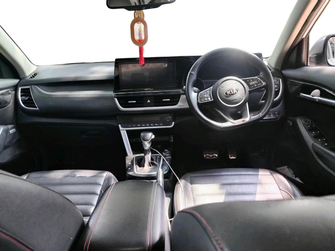 2021 KIA SELTOS GTX PLUS AT 1.5 DIESEL, Diesel, Automatic, 1,07,129 km, interior