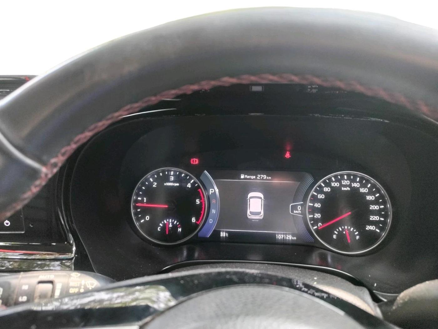 2021 KIA SELTOS GTX PLUS AT 1.5 DIESEL, Diesel, Automatic, 1,07,129 km, interior