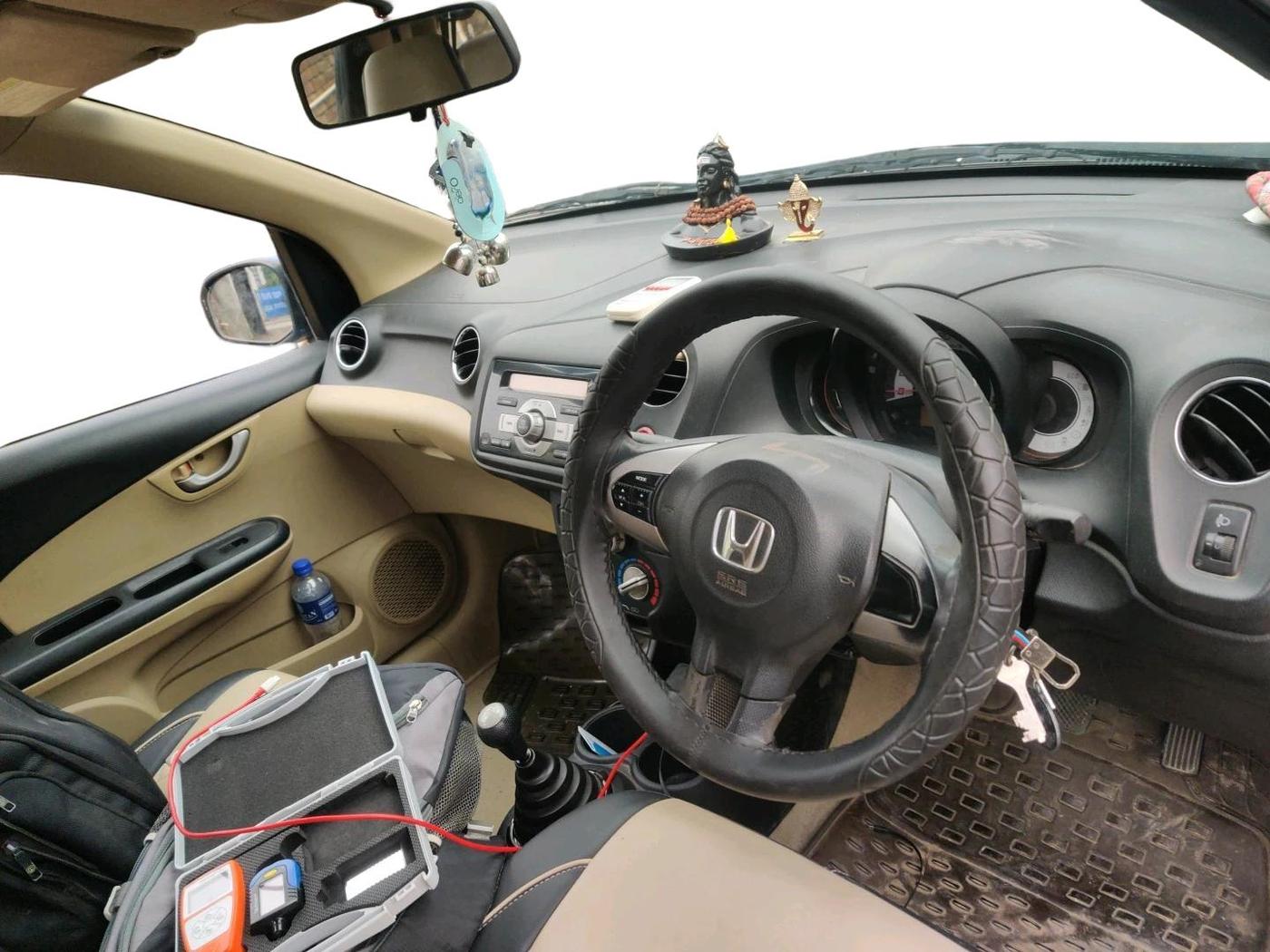 2014 Honda Brio VX MT, Petrol, Manual, 64,912 km, interior