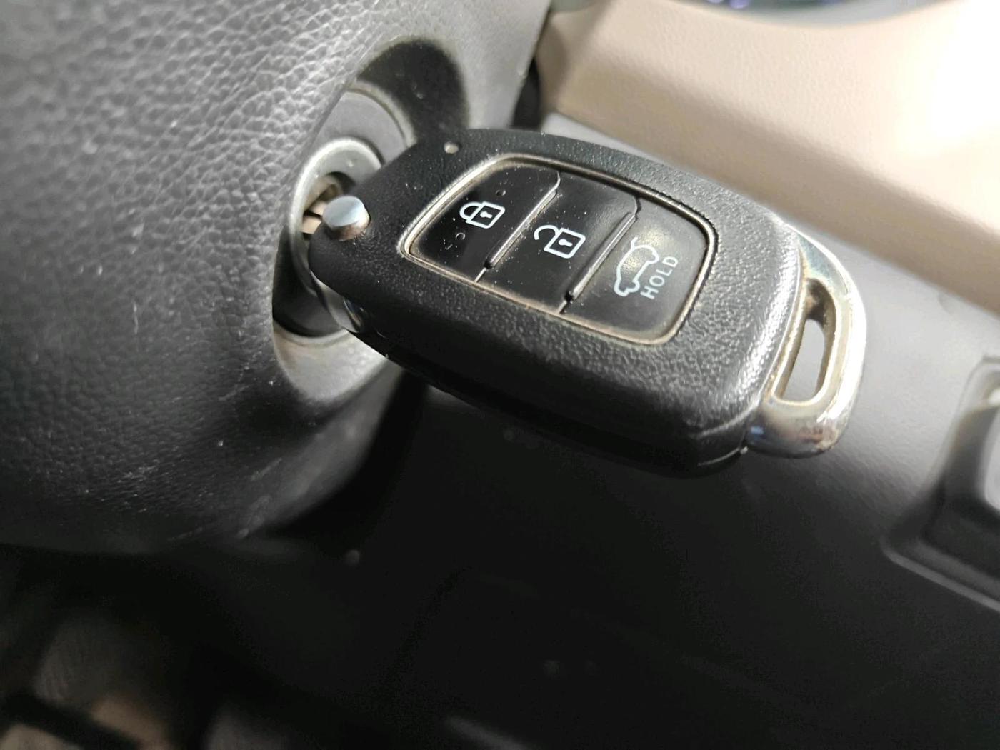 2016 Hyundai Elite i20 MAGNA 1.2, CNG, Manual, 66,352 km, interior