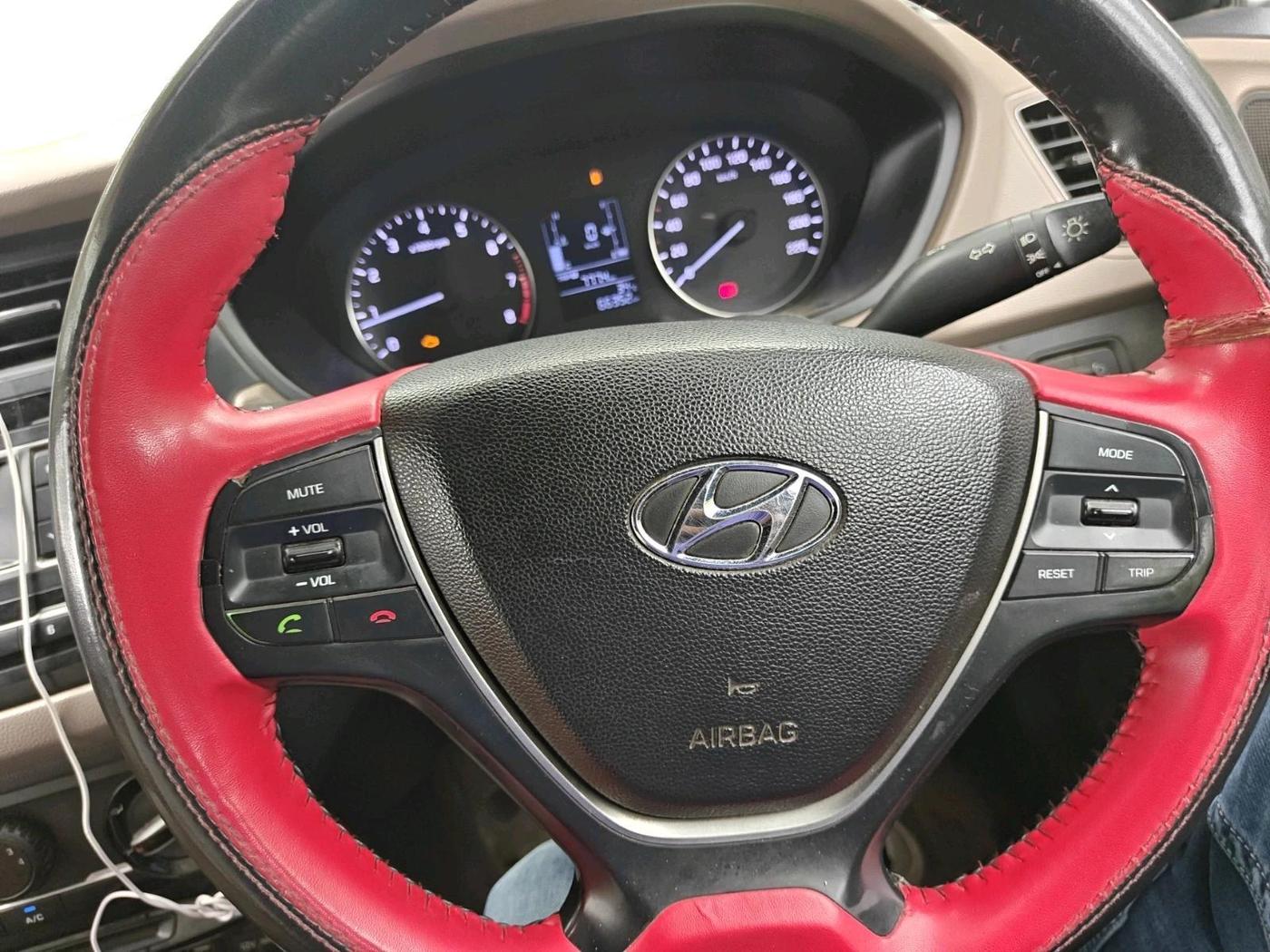 2016 Hyundai Elite i20 MAGNA 1.2, CNG, Manual, 66,352 km, interior