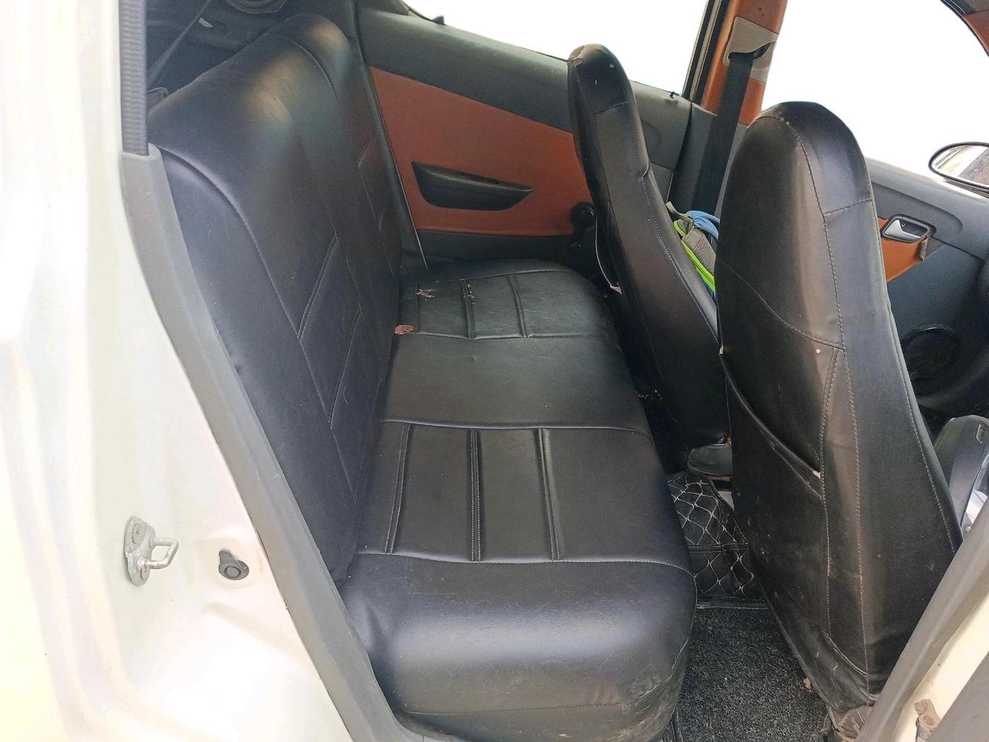 2013 Maruti Alto 800 LXI, Petrol, Manual, 1,09,574 km, interior