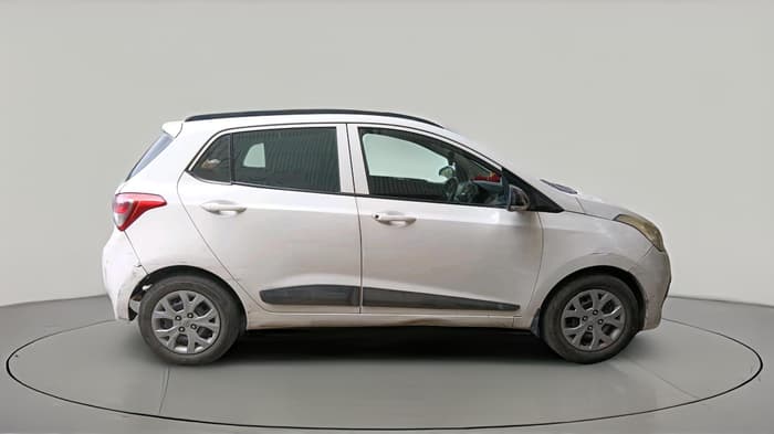 2015 Hyundai Grand i10 SPORTZ 1.2 KAPPA VTVT, CNG, Manual, 1,03,056 km, exterior