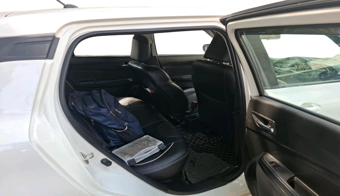 2022 Maruti Swift VXI AMT, Petrol, Automatic, 43,238 km, interior