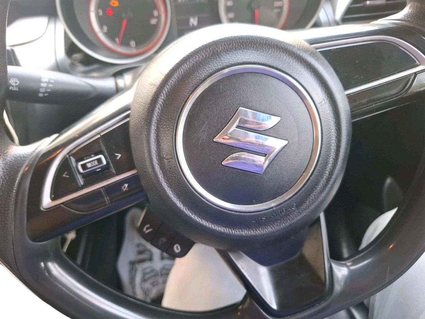 2022 Maruti Swift VXI AMT, Petrol, Automatic, 43,238 km, interior