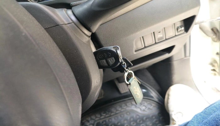 2017 Maruti Baleno DELTA PETROL 1.2, Petrol, Manual, 32,811 km, interior