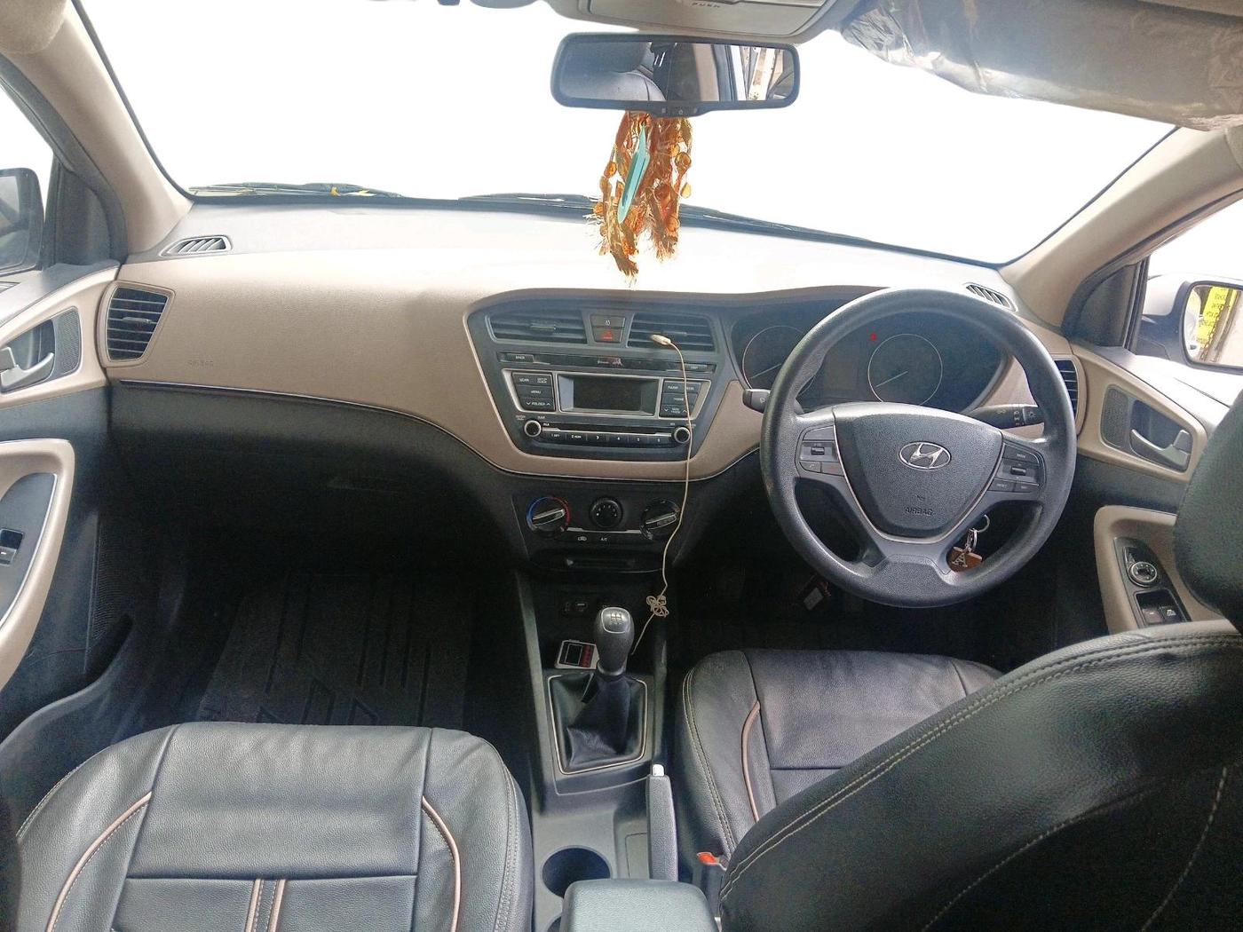 2017 Hyundai Elite i20 MAGNA 1.2, Petrol, Manual, 48,493 km, interior